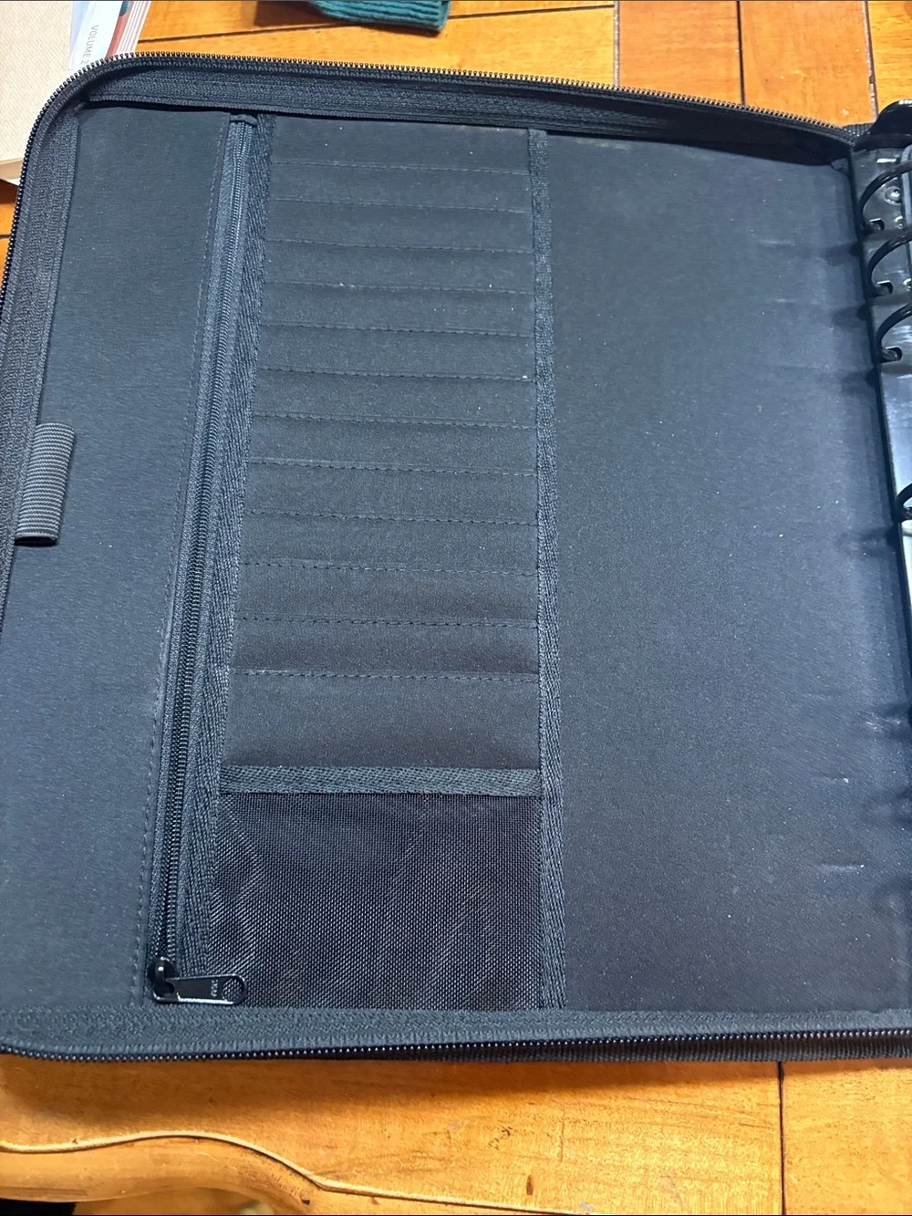 Franklin Covey Black Portfolio with Red Logo Accent, 13x11”